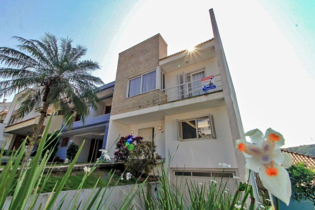 Imagem Casa de Condomínio com 3 Quartos à Venda, 205 m² em Vila Nova - Porto Alegre Imagem Casa de Condomínio com 3 Quartos à Venda, 205 m² em Vila Nova - Porto Alegre