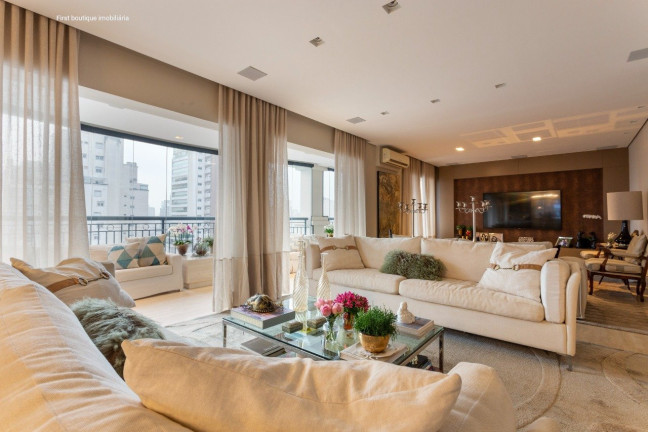 Imagem Apartamento com 4 Quartos à Venda, em Vila Uberabinha - São Paulo Imagem Apartamento com 4 Quartos à Venda, em Vila Uberabinha - São Paulo