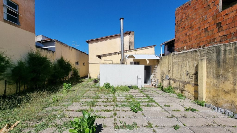 Imagem Casa com 3 Quartos à Venda, 419 m² em Bom Futuro - Fortaleza