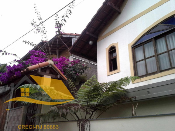 Casa com 2 Quartos à Venda, 110 m² em Loteamento Sitio Jacina - Nova Friburgo