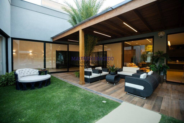 Imagem Casa com 7 Quartos à Venda, 3.500 m² em Tambore - Barueri Imagem Casa com 7 Quartos à Venda, 3.500 m² em Tambore - Barueri