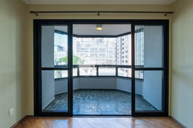 Imagem Apartamento com 3 Quartos à Venda, 105 m² em Vila Nova Conceição - São Paulo Imagem Apartamento com 3 Quartos à Venda, 105 m² em Vila Nova Conceição - São Paulo