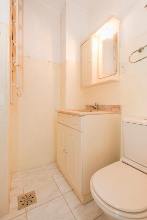 Imagem Apartamento com 1 Quarto à Venda, 27 m² em Centro Histórico - Porto Alegre Imagem Apartamento com 1 Quarto à Venda, 27 m² em Centro Histórico - Porto Alegre
