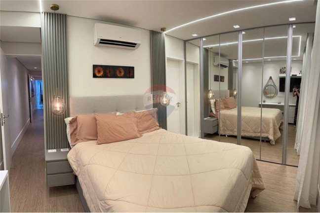 Imagem Apartamento com 3 Quartos à Venda, 104 m² em Lagoa - Rio De Janeiro Imagem Apartamento com 3 Quartos à Venda, 104 m² em Lagoa - Rio De Janeiro