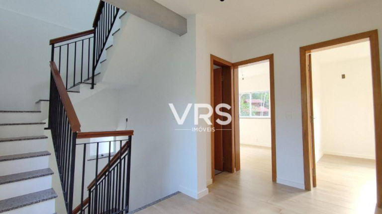 Imagem Casa com 4 Quartos à Venda, 203 m² em Vargem Grande - Teresópolis Imagem Casa com 4 Quartos à Venda, 203 m² em Vargem Grande - Teresópolis