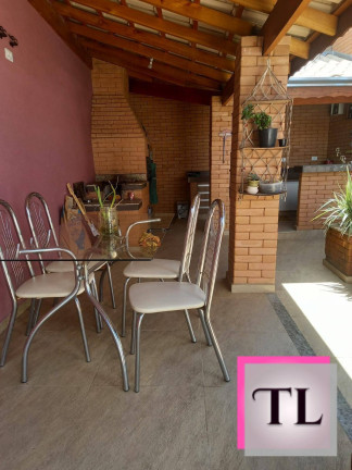 Imagem Casa com 2 Quartos à Venda, 300 m² em Jardim São Bento - Poços De Caldas Imagem Casa com 2 Quartos à Venda, 300 m² em Jardim São Bento - Poços De Caldas