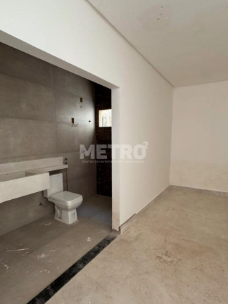 Imagem Casa com 4 Quartos para Alugar, 240 m² em Cidade Universitária - Petrolina Imagem Casa com 4 Quartos para Alugar, 240 m² em Cidade Universitária - Petrolina