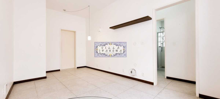 Imagem Apartamento com 2 Quartos à Venda, 65 m² em Copacabana - Rio De Janeiro Imagem Apartamento com 2 Quartos à Venda, 65 m² em Copacabana - Rio De Janeiro