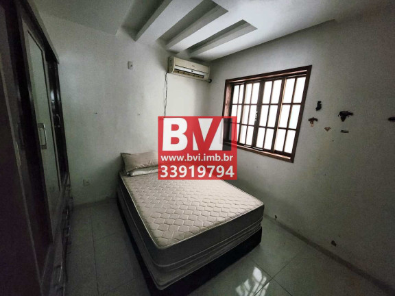 Imagem Casa com 2 Quartos à Venda, 480 m² em Irajá - Rio De Janeiro