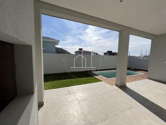 Imagem Casa com 4 Quartos à Venda, 477 m² em Ingleses Do Rio Vermelho - Florianópolis Imagem Casa com 4 Quartos à Venda, 477 m² em Ingleses Do Rio Vermelho - Florianópolis