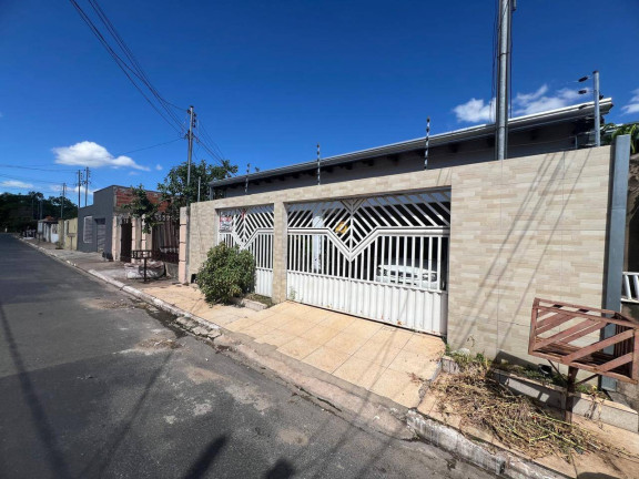 Casa com 3 Quartos à Venda,  em Recanto Dos Pássaros - Cuiabá
