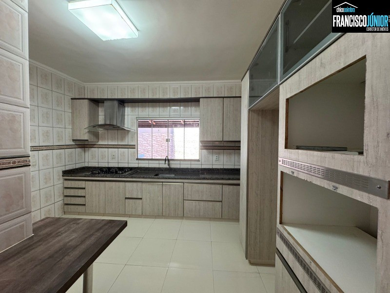 Imagem Casa com 3 Quartos à Venda, 225 m² em Jardim Europa - Goiânia Imagem Casa com 3 Quartos à Venda, 225 m² em Jardim Europa - Goiânia