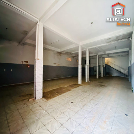 Imagem Casa com 3 Quartos à Venda, 250 m² em Campos Eliseos - Poços De Caldas