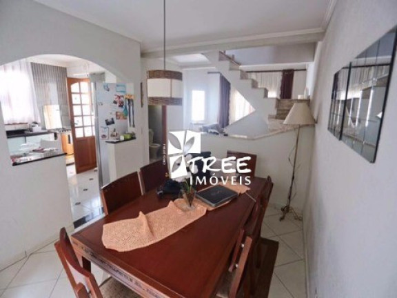 Imagem Casa com 4 Quartos à Venda, 200 m² em Jordanópolis - Arujá Imagem Casa com 4 Quartos à Venda, 200 m² em Jordanópolis - Arujá