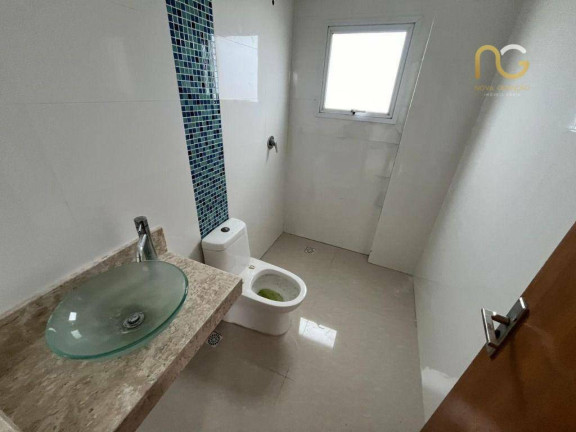 Imagem Imóvel com 4 Quartos à Venda, 230 m² em Vilamar - Praia Grande Imagem Imóvel com 4 Quartos à Venda, 230 m² em Vilamar - Praia Grande