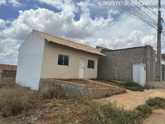 Casa com 2 Quartos à Venda, 160 m² em Centro - Salgueiro