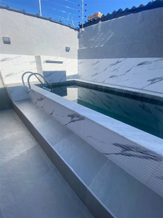 Casa com 3 Quartos à Venda, 111 m² em Caiçara - Praia Grande