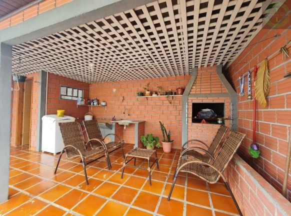Imagem Casa com 4 Quartos à Venda, 165 m² em Contorno - Ponta Grossa