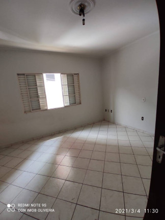 Imagem Casa com 4 Quartos à Venda, 250 m² em Centro - Sorocaba