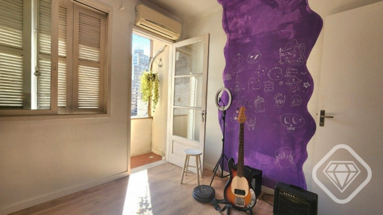 Imagem Apartamento com 2 Quartos à Venda ou Locação,  em Centro Histórico - Porto Alegre