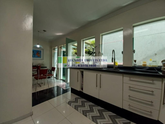 Imagem Sobrado com 3 Quartos à Venda, 304 m² em Jardim Da Gloria - São Paulo Imagem Sobrado com 3 Quartos à Venda, 304 m² em Jardim Da Gloria - São Paulo