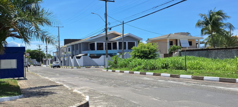 Casa com 5 Quartos à Venda, 400 m² em Buraquinho - Lauro De Freitas