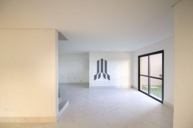 Imagem Sobrado com 4 Quartos à Venda, 130 m² em Portão - Curitiba