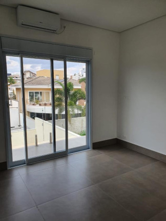 Imagem Casa de Condomínio com 3 Quartos à Venda, 240 m² em Swiss Park - Campinas Imagem Casa de Condomínio com 3 Quartos à Venda, 240 m² em Swiss Park - Campinas