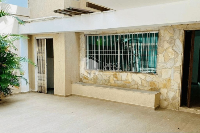 Casa com 3 Quartos à Venda, 193 m² em Vila Cordeiro - São Paulo