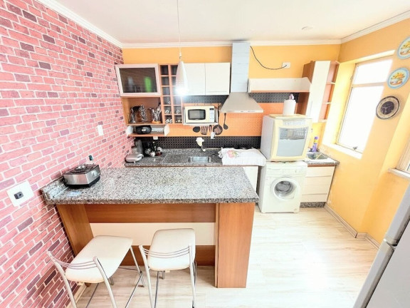 Imagem Imóvel com 2 Quartos à Venda, 63 m² em Cavalhada - Porto Alegre