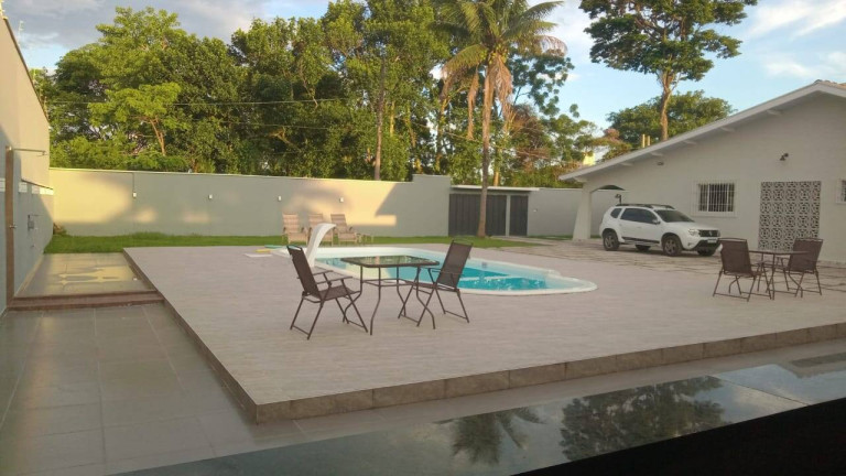 Imagem Casa com 4 Quartos à Venda, 900 m² em Jardim Carolina - Ubatuba Imagem Casa com 4 Quartos à Venda, 900 m² em Jardim Carolina - Ubatuba