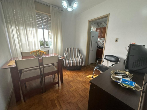 Imagem Imóvel com 3 Quartos à Venda, em Menino Deus - Porto Alegre Imagem Imóvel com 3 Quartos à Venda, em Menino Deus - Porto Alegre