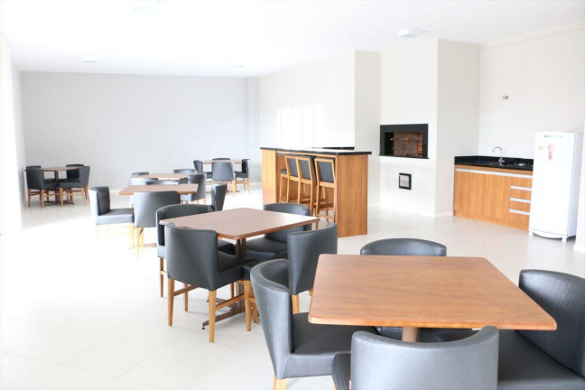 Imagem Apartamento com 2 Quartos à Venda, 73 m² em Cristo Rei - Curitiba