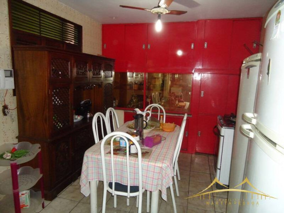 Imagem Casa com 4 Quartos à Venda, 300 m² em Lagoa Nova - Natal Imagem Casa com 4 Quartos à Venda, 300 m² em Lagoa Nova - Natal