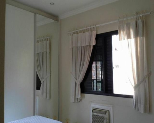 Imagem Apartamento com 3 Quartos à Venda, 220 m² em Pitangueiras - Guarujá