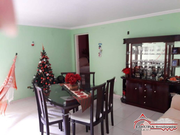 Casa com 2 Quartos à Venda, 200 m² em Centro - Jacareí