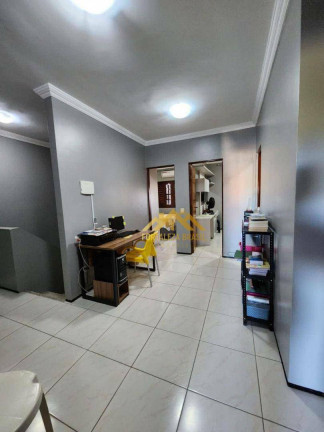 Imagem Imóvel com 4 Quartos à Venda, 180 m² em Maraponga - Fortaleza Imagem Imóvel com 4 Quartos à Venda, 180 m² em Maraponga - Fortaleza