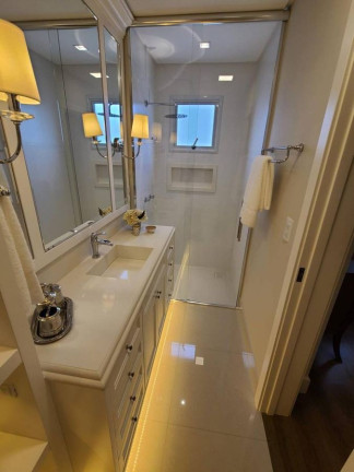 Imagem Apartamento com 4 Quartos à Venda, 250 m² em Meia Praia - Itapema