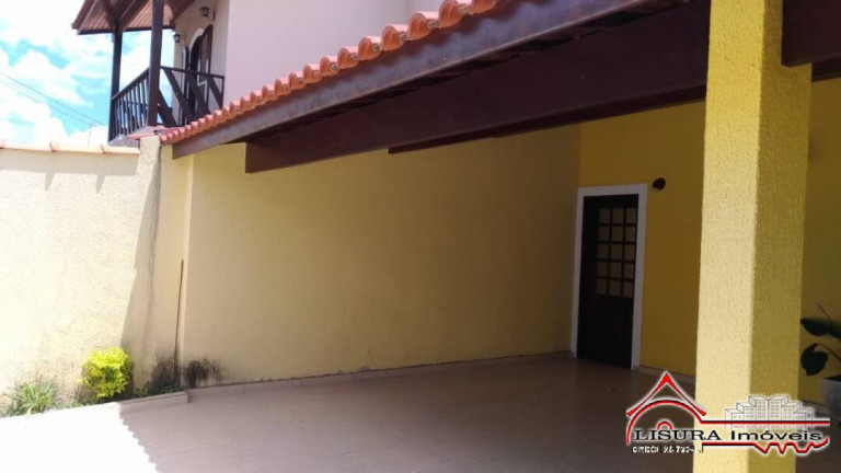 Imagem Casa com 3 Quartos à Venda, 190 m² em Cidade Jardim - Jacareí Imagem Casa com 3 Quartos à Venda, 190 m² em Cidade Jardim - Jacareí