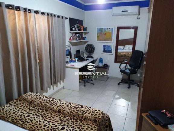Casa com 4 Quartos à Venda, 180 m² em Centro - Mirassol