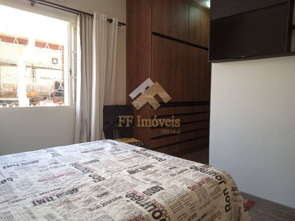 Imagem Casa com 3 Quartos à Venda, 202 m² em São Carlos