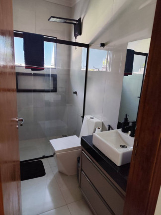 Imagem Casa com 3 Quartos à Venda, 212 m² em Jardim Bela Vista - Arapongas Imagem Casa com 3 Quartos à Venda, 212 m² em Jardim Bela Vista - Arapongas