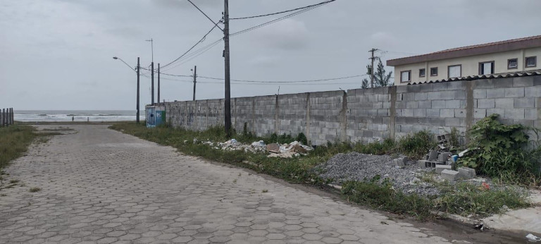 Imagem Terreno à Venda, 924 m² em Balneário Califórnia - Itanhaém Imagem Terreno à Venda, 924 m² em Balneário Califórnia - Itanhaém