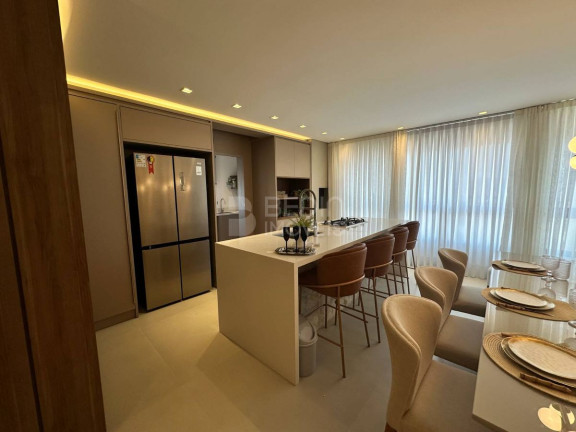Imagem Apartamento com 3 Quartos à Venda, 132 m² em Centro - Balneário Camboriú Imagem Apartamento com 3 Quartos à Venda, 132 m² em Centro - Balneário Camboriú