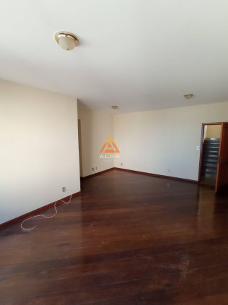 Imagem Apartamento com 2 Quartos à Venda, 210 m² Imagem Apartamento com 2 Quartos à Venda, 210 m²