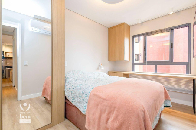Imagem Apartamento com 2 Quartos à Venda, 68 m² em Alto Da Glória - Curitiba