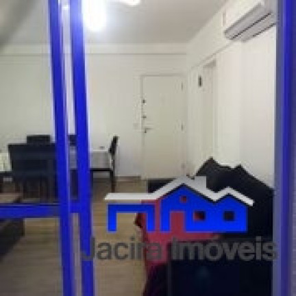 Apartamento com 2 Quartos à Venda,  em Marapé - Santos