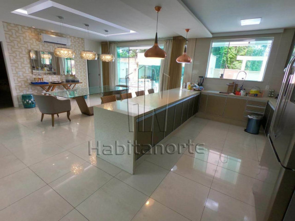 Imagem Casa com 4 Quartos para Alugar,  em Tarumã - Manaus