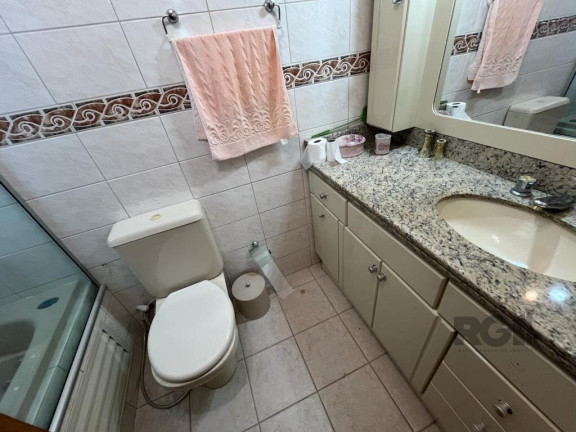 Imagem Apartamento com 3 Quartos à Venda, 98 m² em Cristal - Porto Alegre Imagem Apartamento com 3 Quartos à Venda, 98 m² em Cristal - Porto Alegre