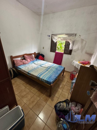 Imagem Casa com 7 Quartos à Venda, 44 m² em Santa Mônica - Guarapari Imagem Casa com 7 Quartos à Venda, 44 m² em Santa Mônica - Guarapari